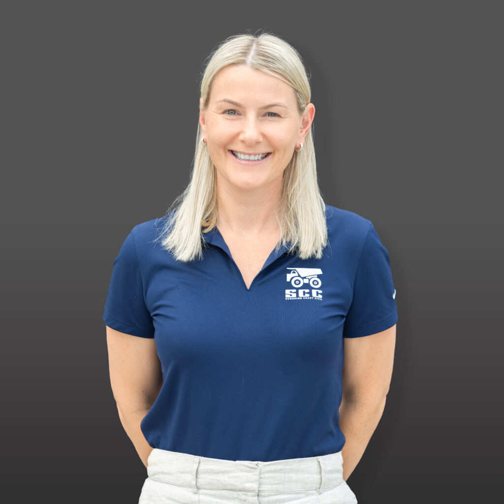 Kaylee Ballinger, Financial Controller